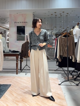 「ホワイトパンツ」｜tasaka yunaさん（レディース・161cm）の秋コーディネート