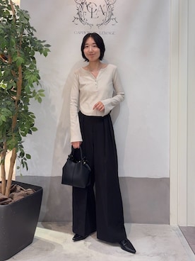 「CAPRICIEUX LE'MAGE（カプリシューレマージュ）のキーネックヘンリーT（Tシャツ/カットソー、ホワイト系）」を使った、tasaka yunaさん（レディース・161cm）の秋コーディネート