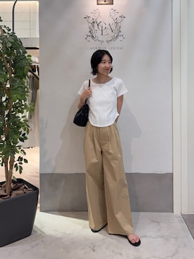「CAPRICIEUX LE'MAGE（カプリシューレマージュ）の【低身長サイズあり】2タックチノパン（その他パンツ、ベージュ系）」を使った、tasaka yunaさん（レディース・161cm）の夏コーディネート