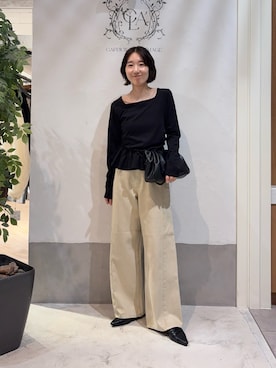 「CAPRICIEUX LE'MAGE（カプリシューレマージュ）の【新色グレー/前後2WAY】アシメフリルロンT（Tシャツ/カットソー、ブラック系）」を使った、tasaka yunaさん（レディース・161cm）の秋コーディネート
