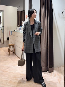 「アイテム（ベルト）」を使った、tasaka yunaさん（レディース・161cm）の秋コーディネート