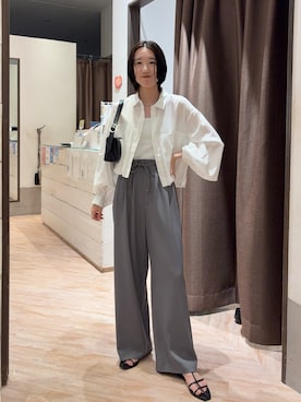 「グレーパンツ」｜tasaka yunaさん（レディース・161cm）の夏コーディネート
