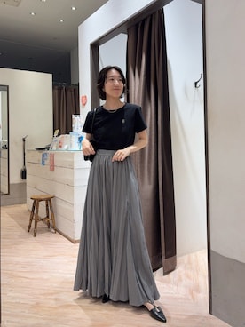 「CAPRICIEUX LE'MAGE（カプリシューレマージュ）の【全8色/サイズ展開あり】LE'MAGE1ポイントTシャツ（Tシャツ/カットソー、ブラック系）」を使った、tasaka yunaさん（レディース・161cm）の春コーディネート