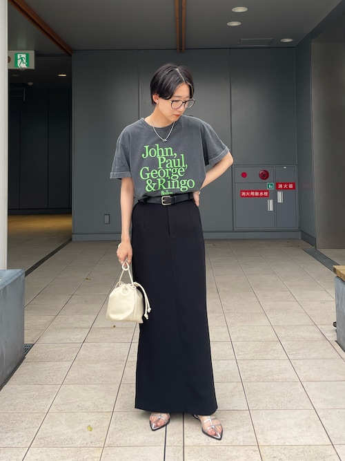 【新品タグ付】BEATLES HELP T CAPRICIEUX LE'MAGE GOOD ROCK SPEED〉BEATLES HELP Tシャツ｜ルミネのファッション
