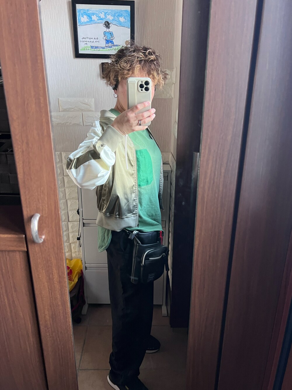 「GUのアイテム（スカジャン、グリーン系）」を使った、shiho511212さん（レディース・152cm）の春コーディネートの1枚目の写真