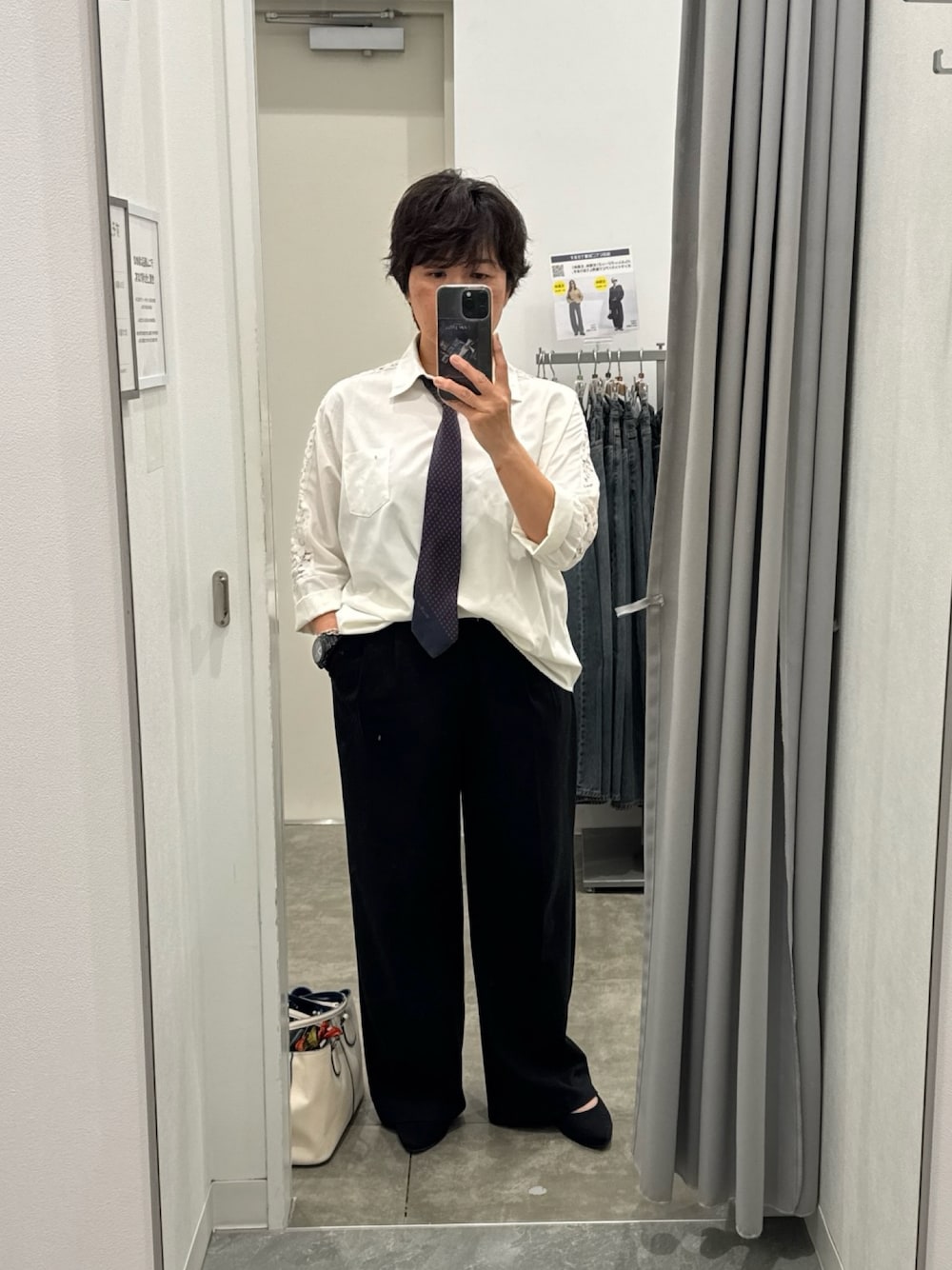 「GUのアイテム（スラックス、ブラック系）」を使った、shiho511212さん（レディース・152cm）の春コーディネートの1枚目の写真