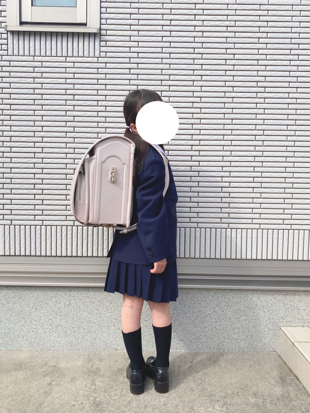 「ランドセル、grirose、グリローズ、小学校、ピカピカの1年生、入学式」｜「griroseのアイテム（その他、ホワイト系）」を使った、ぉもちさん（キッズ・120cm）の春コーディネートの1枚目の写真