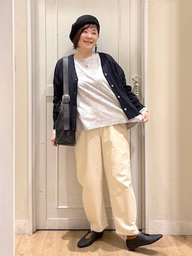 「アイテム（パンプス）」を使った、さかもってぃさん（レディース・163cm・40代）の秋コーディネート