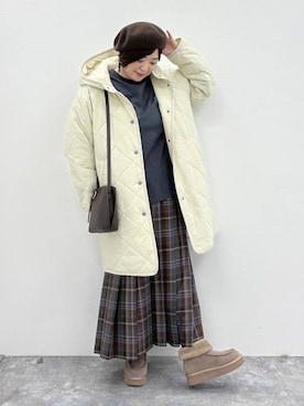 「アイテム（ダウンジャケット/コート）」を使った、さかもってぃさん（レディース・163cm・40代）の秋コーディネート