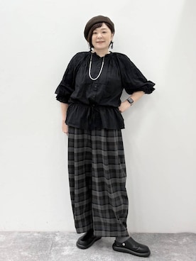 「アイテム（アクセサリー）」を使った、さかもってぃさん（レディース・163cm・40代）の秋コーディネート