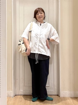 「アイテム（ショルダーバッグ）」を使った、さかもってぃさん（レディース・163cm・40代）の夏コーディネート
