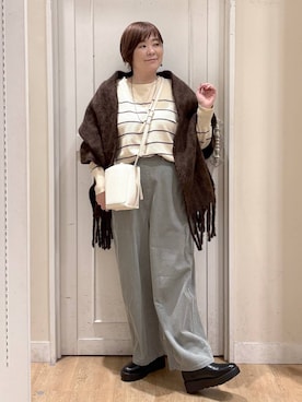 「アイテム（マフラー）」を使った、さかもってぃさん（レディース・163cm・40代）の秋コーディネート