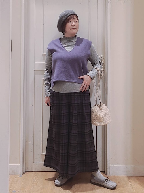 【ひろっぺです！新品✨️タグ付】AP STUDIO スウェットベスト グレー ひろっぺです！新品✨️タグ付】AP STUDIO スウェットベスト グレー