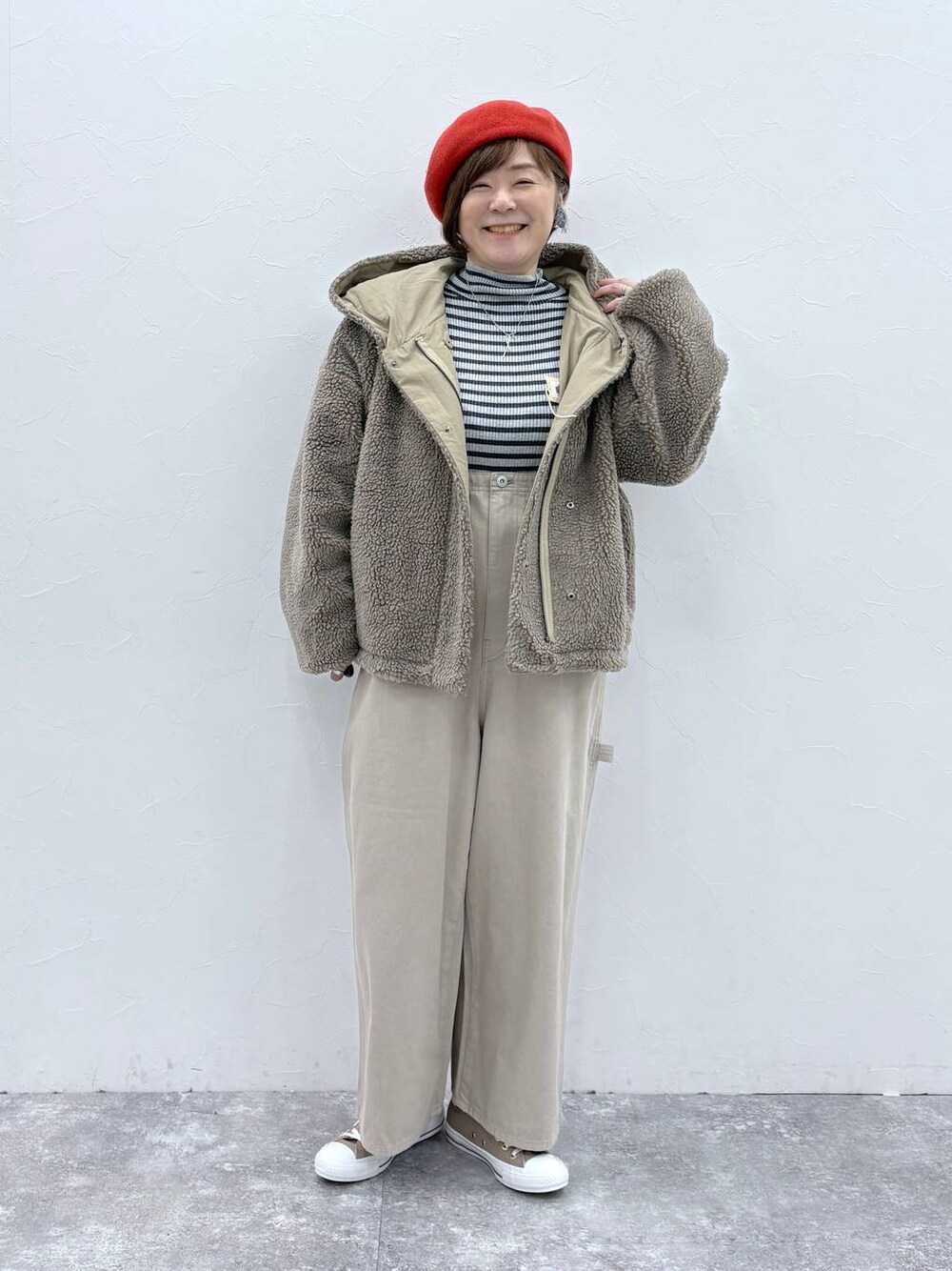 「着痩せ・細見え、体型カバー、差し色コーデ、ママコーデ、楽ちんコーデ、女子会、女子ウケ、カジュアル、studio CLIP、アウター」｜「studio CLIPの【一部店舗先行/3シーズンニット】12Gシルクミックスタートルネックプルオーバー[プラスサイズあり]（ニット/セーター、その他）」を使った、さかもってぃさん（レディース・163cm）の秋コーディネートの1枚目の写真