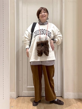 「アイテム（モカシン/デッキシューズ）」を使った、さかもってぃさん（レディース・163cm・40代）の秋コーディネート