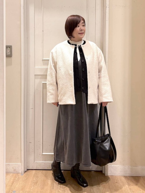 ジャケットライク ショートカーディガン / ブラック Chico（チコ）の「ジャケットショートカーディガン（カーディガン