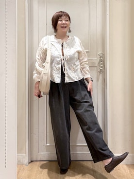 「アイテム（タンクトップ）」を使った、さかもってぃさん（レディース・163cm・40代）の秋コーディネート