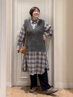 「アイテム（モカシン/デッキシューズ）」を使った、さかもってぃさん（レディース・163cm）の秋コーディネート