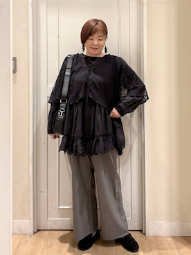 「アイテム（チュニック、ブラック系）」を使った、さかもってぃさん（レディース・163cm）の秋コーディネート