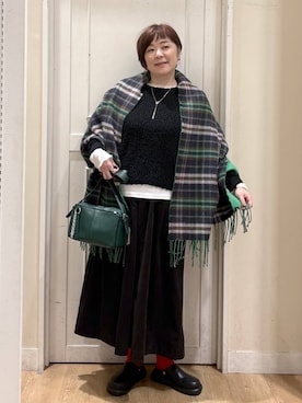 「アイテム（サンダル）」を使った、さかもってぃさん（レディース・163cm・40代）の秋コーディネート