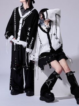 「アイテム（カーゴパンツ、ブラック系）」を使った、無味さん（レディース・160cm）の秋コーディネート