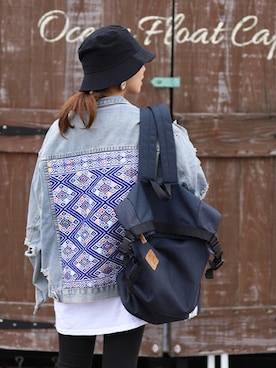 「刺繍」｜「アイテム（デニムジャケット）」を使った、tesoroさん（レディース・162cm）の秋コーディネート