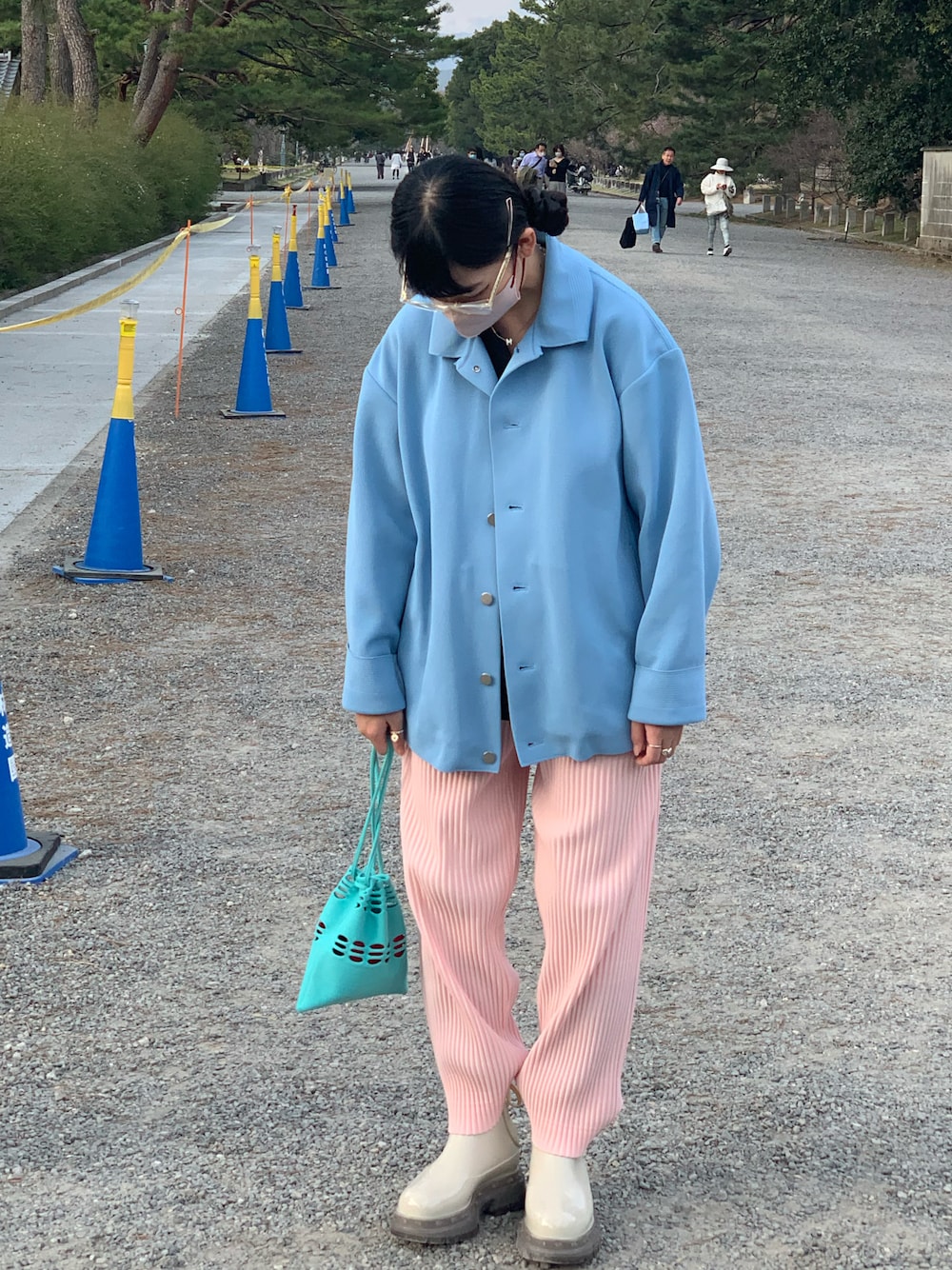 HOMME PLISSE ISSEY MIYAKEのパンツ（ピンク系）を使った人気