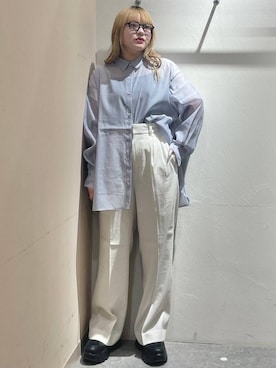 「人気アイテムをチェック！」｜「アイテム（スラックス）」を使った、リンリンさん（レディース・156cm）の春コーディネート