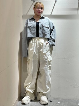 「人気アイテムをチェック！」｜「アイテム（シャツ/ブラウス）」を使った、リンリンさん（レディース・156cm）の春コーディネート