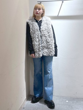 「アイテム（その他アウター、ホワイト系）」を使った、リンリンさん（レディース・156cm）の秋コーディネート