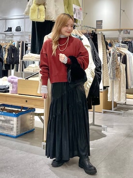 「LOWRYS FARM（ローリーズファーム）のエンジニアブーツ　133008（ブーツ、ブラック系）」を使った、リンリンさん（レディース・156cm）の冬コーディネート