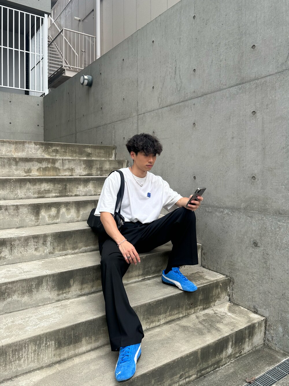 Regen Glanz（レーゲングランツ）の「square shoulder bag