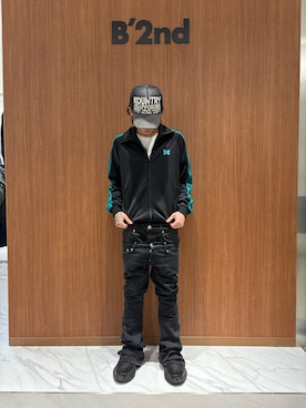 「B'2nd（ビーセカンド）のアイテム」を使った、.さん（メンズ・167cm）の冬コーディネート