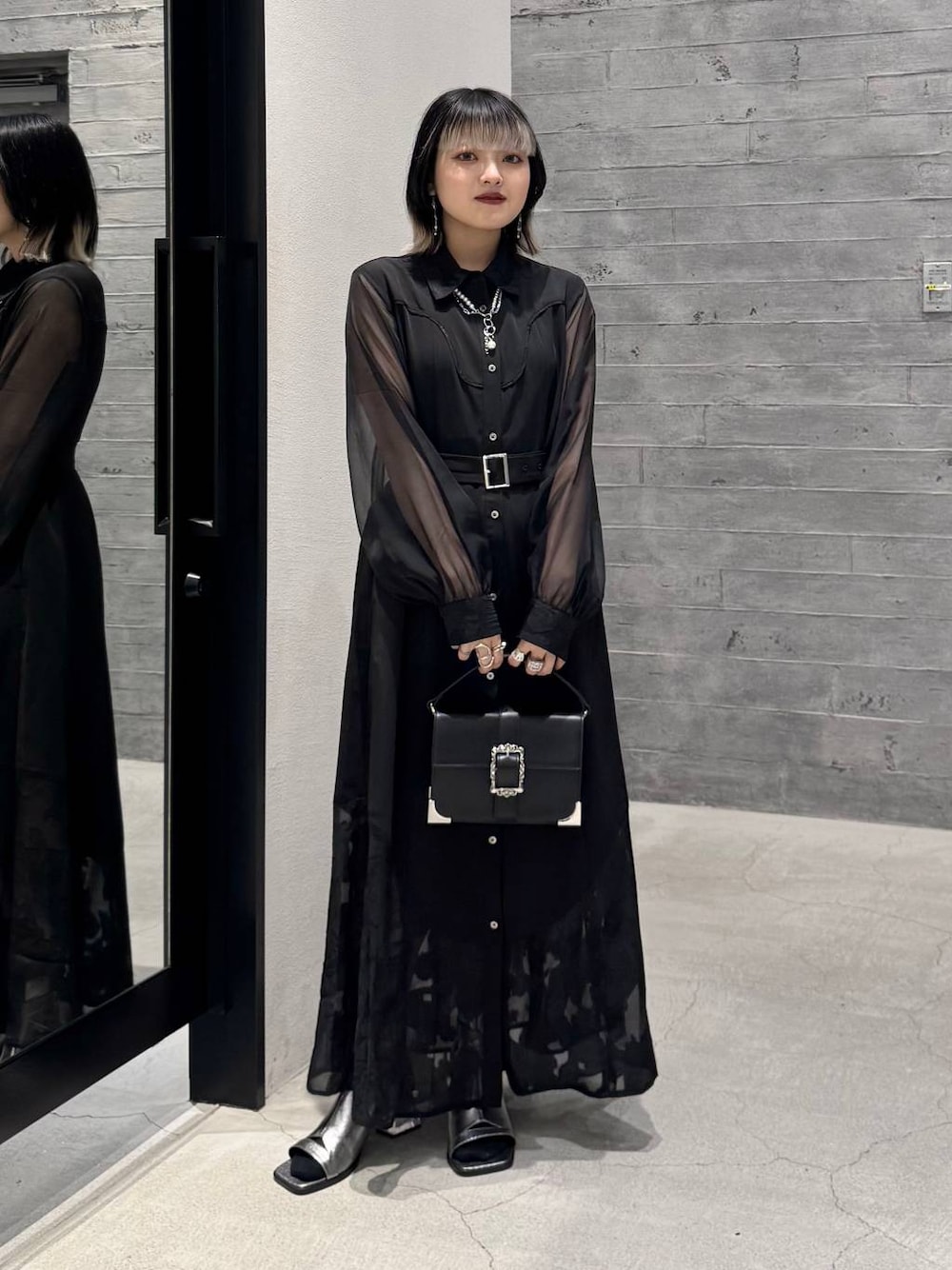 イソザイキリカエシアーワンピース(HARE)を使った人気ファッション