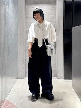 「HARE（ハレ）のアイテム（スラックス）」を使った、かのんさん（レディース・149cm）の春コーディネート