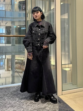 「アイテム（デニムジャケット）」を使った、かのんさん（レディース・149cm）の秋コーディネート