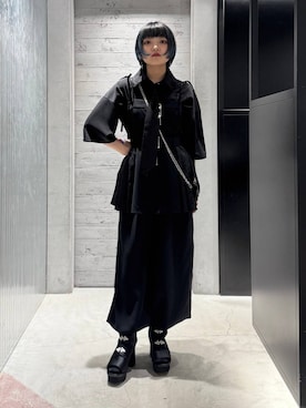 「HARE（ハレ）のエンボスパターンウォレット(HARE)（財布、ブラック系）」を使った、かのんさん（レディース・149cm）の春コーディネート