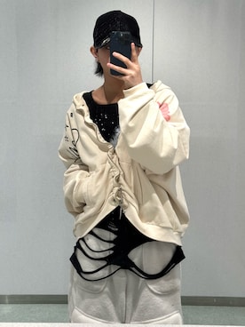 「アイテム（パーカー、ホワイト系）」を使った、内緒の一郎さん（メンズ・167cm）の秋コーディネート