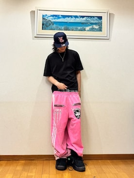 「アイテム（スウェットパンツ、ピンク系）」を使った、内緒の一郎さん（メンズ・167cm）の秋コーディネート