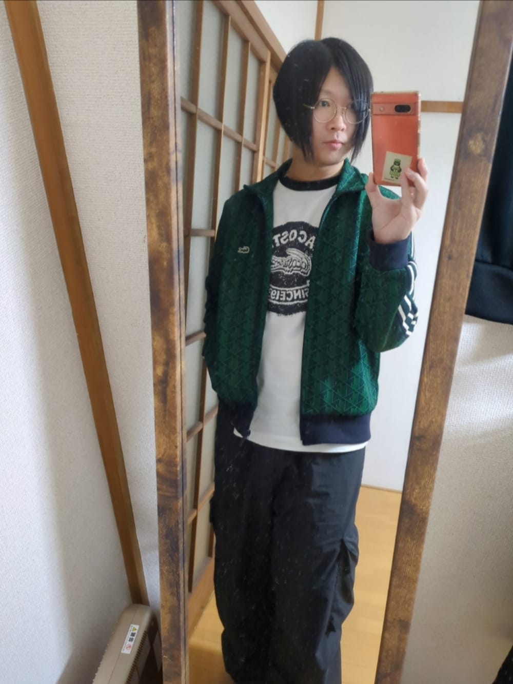 LACOSTEのジャージ（グリーン系）を使った人気ファッション