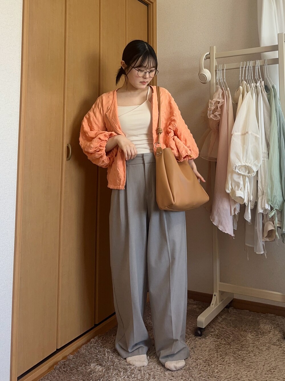 オレンジ　ジャケット　レディース　オシャレ 1671655490_1000.jpg