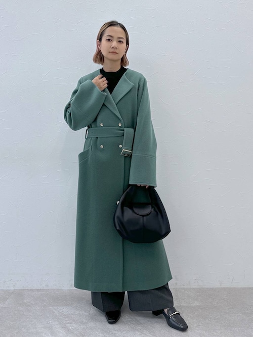 Andemiu 本社maikoko5さんのノーカラーコート「【S.M展開】メルトンノーカラーロングコート124791(Andemiu|アンデミュウ)」を使ったコーディネート