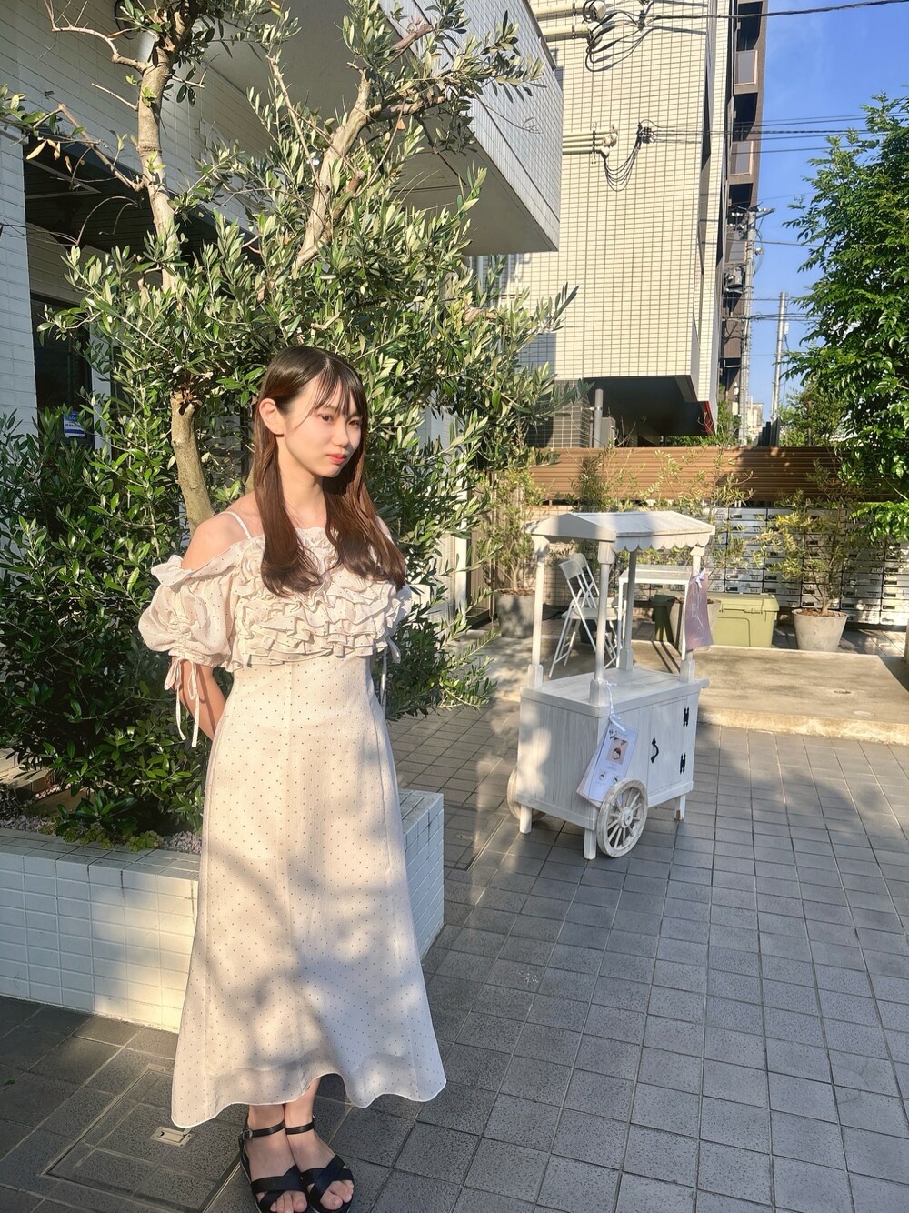 「SNIDELのアイテム（ワンピース/ドレス、ホワイト系）」を使った、s0a3a2a8chanさん（レディース・158cm）の夏コーディネートの1枚目の写真