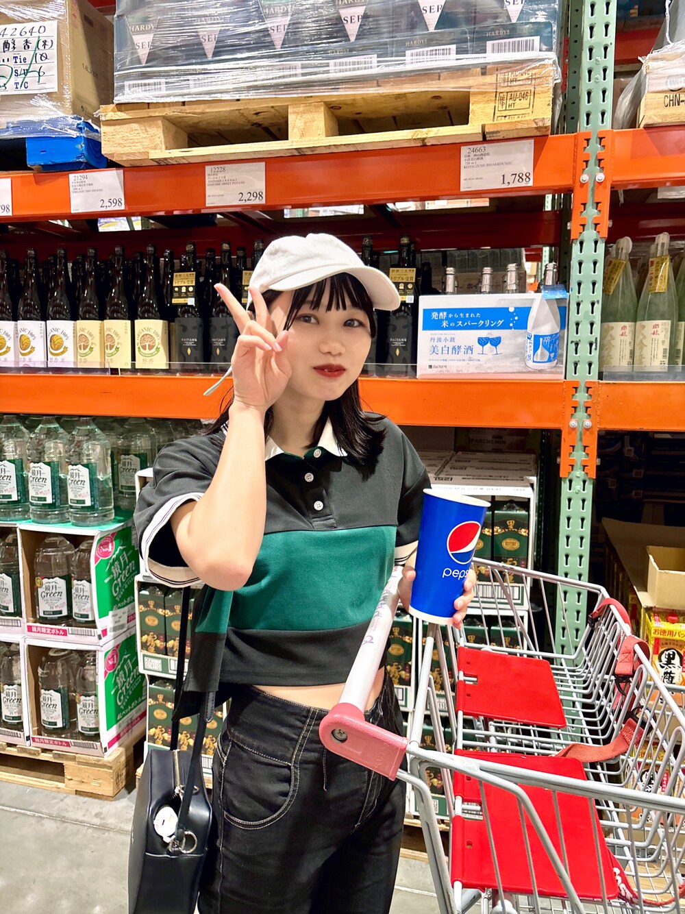 「CECIL McBEEのアイテム（トップス、グリーン系）」を使った、s0a3a2a8chanさん（レディース・158cm）の夏コーディネートの1枚目の写真