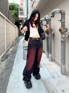 「runningHIGH（ランニングハイ）のアイテム」を使った、Never mind the XU / Chikashitsu+さん（レディース・154cm）の秋コーディネート