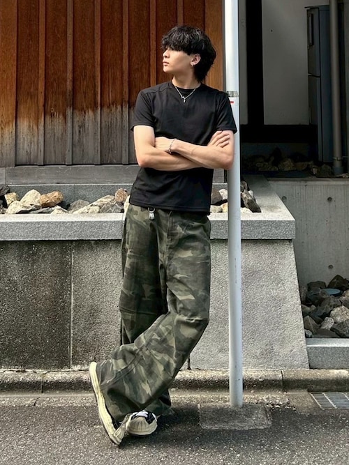 Chikashitsu＋】snap button camouflage pants