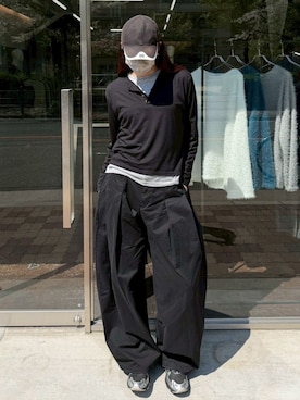 「Chikashitsu +（チカシツプラス）のアイテム（パンツ）」を使った、Never mind the XU / Chikashitsu+さん（メンズ・178cm）の春コーディネート