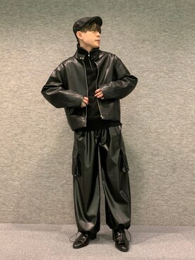 「Chikashitsu +（チカシツプラス）のアイテム（カーゴパンツ）」を使った、Never mind the XU / Chikashitsu+さん（メンズ・170cm）の冬コーディネート
