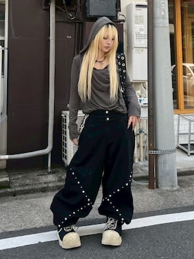 「XU（エックスユー）のアイテム」を使った、Never mind the XU / Chikashitsu+さん（レディース・154cm）の春コーディネート