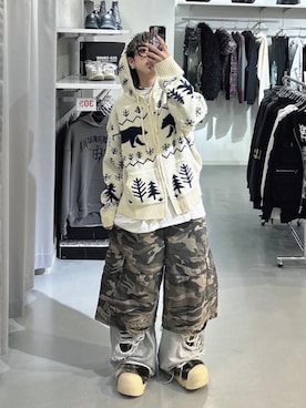 「アイテム（スウェットパンツ）」を使った、Never mind the XU / Chikashitsu+さん（レディース・165cm）の秋コーディネート